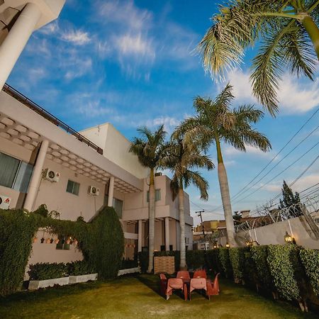 Hotel Vip House Peszawar Zewnętrze zdjęcie