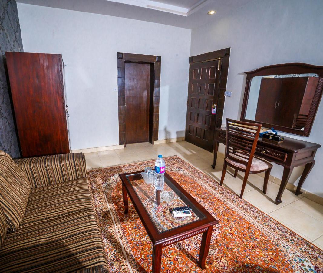 Hotel Vip House Peszawar Zewnętrze zdjęcie
